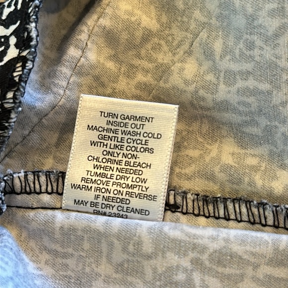 New York & Company Black and White Stretch Pencil Skirt Size 8 - Picture 9 of 9